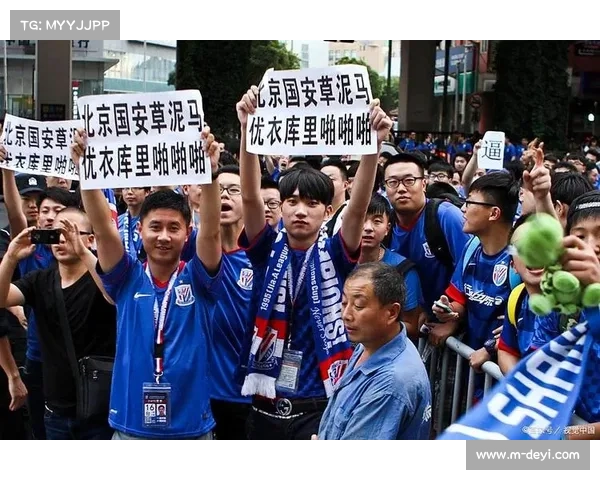 佛罗伦萨球员家属遭网络暴力，俱乐部呼吁尊重足球精神